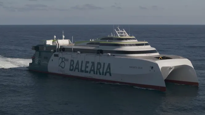 Baleària 希望在 7 月初建造一艘新的双体船，连接马略卡岛、梅诺卡岛和巴塞罗那